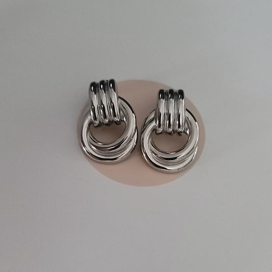 TRIPLE KNOT EARRINGS