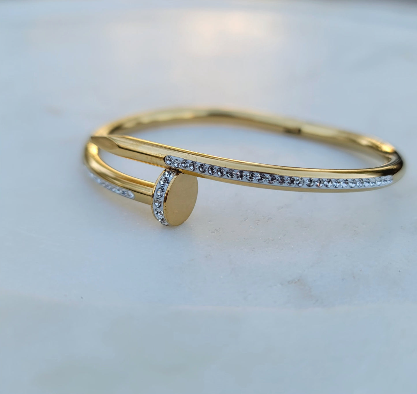 DIAMOND CLAVO