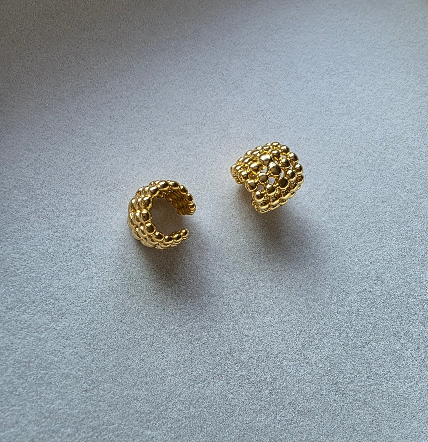 GOLD EAR CUFF