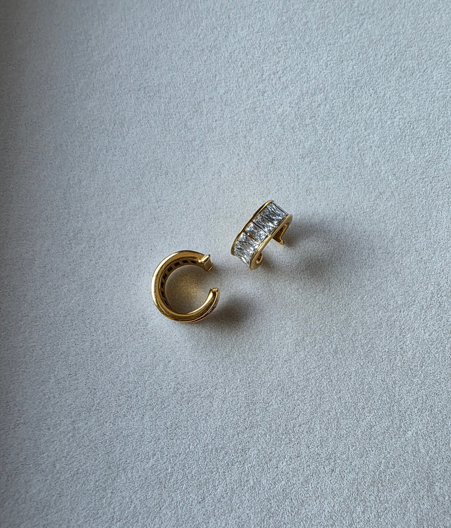 DIAMOND EAR CUFF
