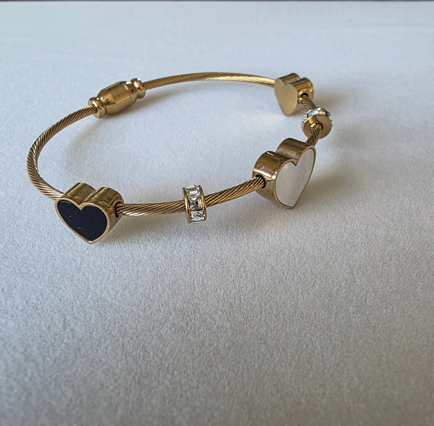 HEART BRACELET