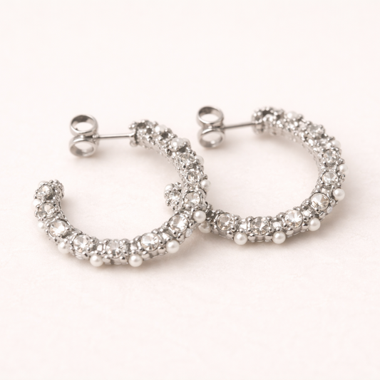 DOTTED PEARL EARRINGS
